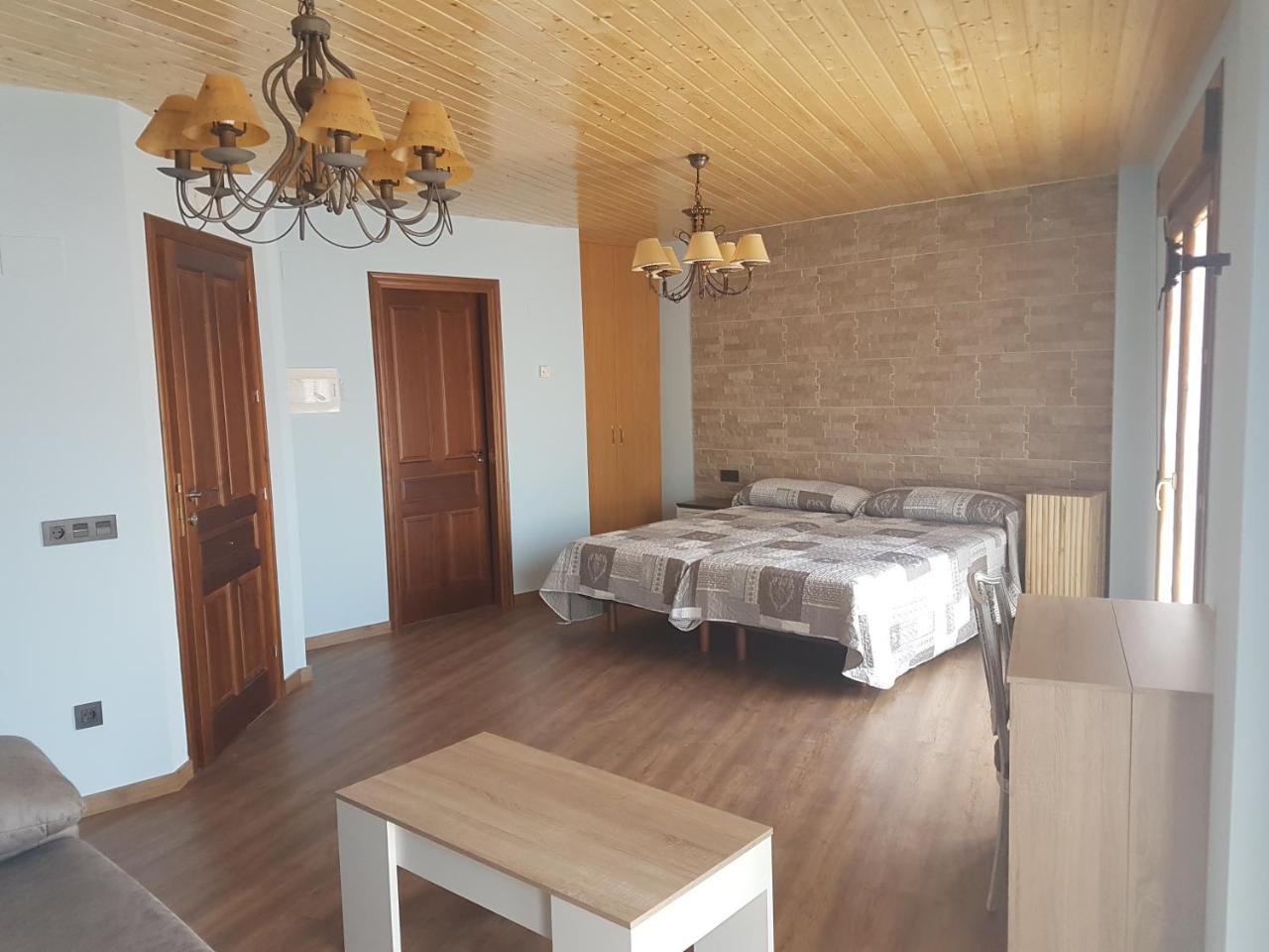 Hostal Los Esquiladores Anento Exterior photo